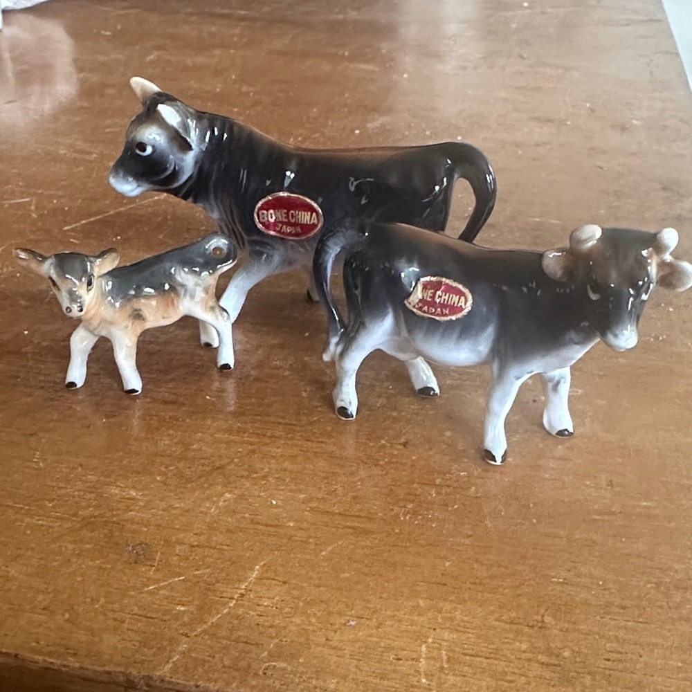 Vintage Bone China Miniature Cow Figurine Set